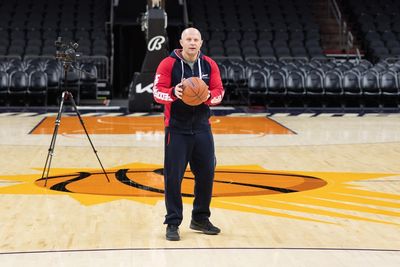 The Fedor mixtape: Watch ‘The Last Emperor’ ball up with Russian teammates on Phoenix Suns floor