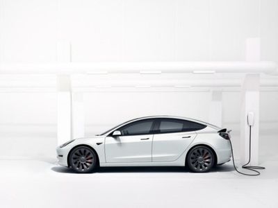 Future Tesla Update Could Allow Owners To Set Custom Car Colors in App