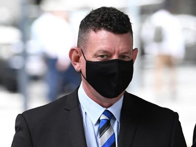 Qld cop to face trial over tip-off claim