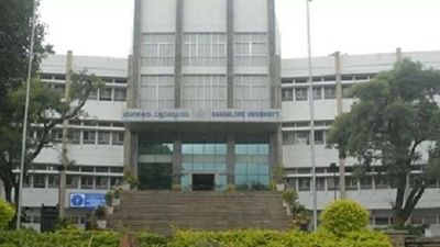 Notice to exam board chief over evaluation error in Bangalore University