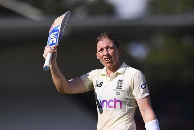 Brilliant Heather Knight century keeps England in the fight in Ashes Test