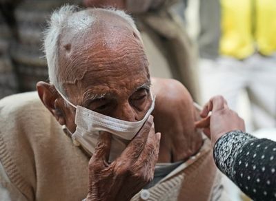 Cases plateauing in parts of India but omicron still surges