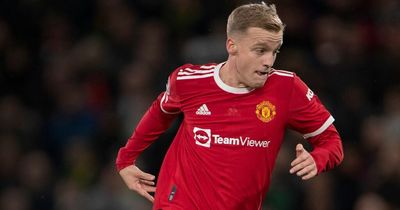 Donny van de Beek transfer latest: Man United player 'upset', Crystal Palace and Valencia links