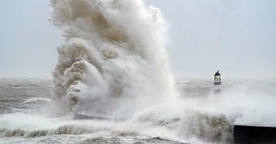 'Danger to life' 80mph Storm Malik wind warning could also knock out mobile phone coverage
