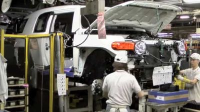 See How The Toyota FJ Cruiser Is Made, Because Yes, It's Still In Production