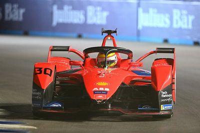 Diriyah E-Prix: Rowland remains on top in second practice