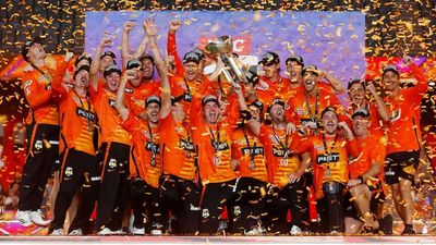 Perth Scorchers crowned BBL 11 champions after smashing Sydney Sixers