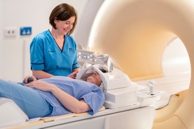 The neist scan’ll tak five minties: Aberdeen MRI machine can now speak Doric