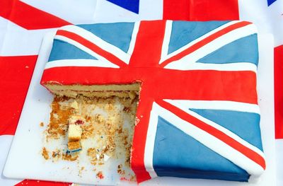 Minister who said PM was ‘ambushed with cake’ now says there was no cake