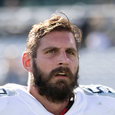 Steelers sign LB John Simon to reserve/futures contract