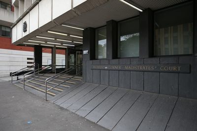 Teen accused of anti-Semitic glass bottle attack kept in custody