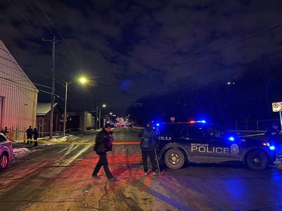 Milwaukee police officer shot; 3rd in 2 weeks in the city