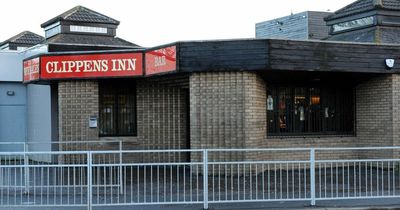 Linwood man jailed after having two knives outside local pub