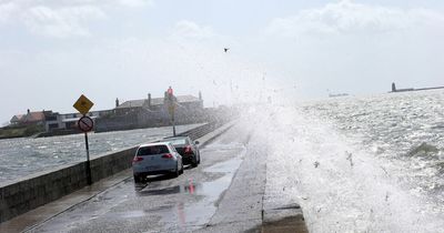 Met Eireann issue six-hour weather warning for one Irish county as gusts of up to 100km/h expected