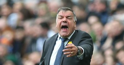 Sam Allardyce hits out at Man Utd's 'mind-boggling' transfer error