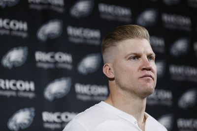 Josh McCown or the field? Texans sit in a crucial position