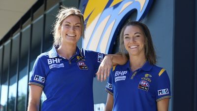 Ireland's Kelly sisters cross the globe for 'once-in-a-lifetime opportunity' to play in the AFLW