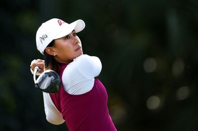 Kang matches Ko for LPGA lead with birdie-birdie finish