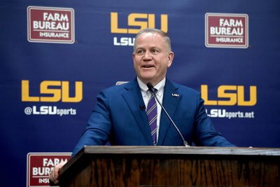 LSU HC Brian Kelly Appears in Bizarre Video Dancing With LSU Tight End Commit