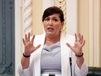 Sack Qld housing minister: Opposition
