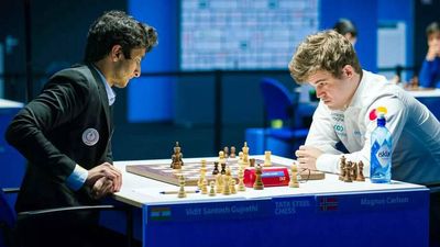 Tata Steel Masters: Vidit Gujrathi holds Magnus Carlsen to draw, R Praggnanandhaa loses to Fabiano Caruana