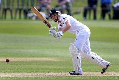 England fight back in rain-hit Ashes Test thanks to Heather Knight heroics