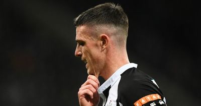 Ciaran Clark sent off in Newcastle friendly game for punching an opponent