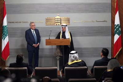 Lebanon's FM goes to Kuwait with answers to Gulf suggestions