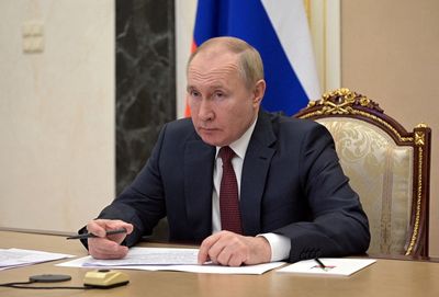 Putin orders apparent new system for banning internet content