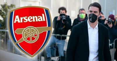 Dusan Vlahovic told he has made "sensationally wrong" decision snubbing Arsenal