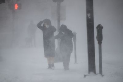 Winter storm slams into eastern United States, brings heavy snow