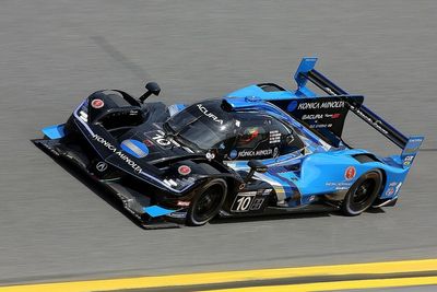 Rolex 24, Hour 3: Stevens leads in Wayne Taylor Racing Acura