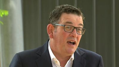 Victoria records 20 COVID-19 deaths and 10,589 cases as hospitalisations fall to 889