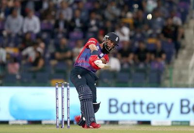 Moeen Ali leads by example with blistering finish as England post 193 for six