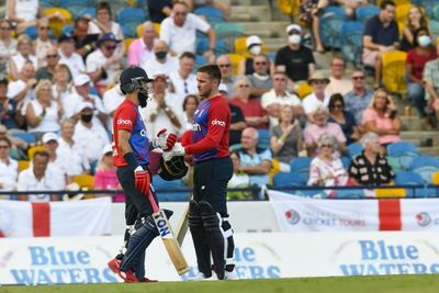 Moeen rallies England to 193-6 against West Indies in 4th T20
