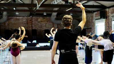 WA Ballet pivots around COVID-19 lockdowns, as border closure throws up new challenges