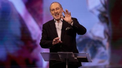Hillsong founder Brian Houston steps down ahead of court hearing over the concealment of alleged child sex offences