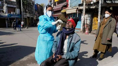 India reports 2.34 lakh Covid cases and 893 deaths in last 24 hours; Active cases stand at 18.84 lakh