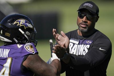 Broncos reportedly request to interview Ravens DL coach Anthony Weaver for DC job