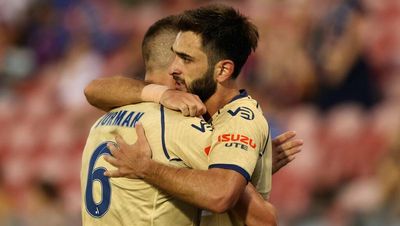 Mikeltadze strikes again but Jets give up late goals to go down to Adelaide