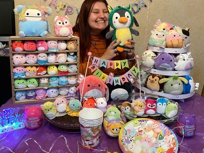 Squishmallows: cuddly toys fuel an obsession – and a price-gouging crisis
