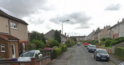 Attempted murder probe launched after man rushed to Glasgow hospital with stab wounds