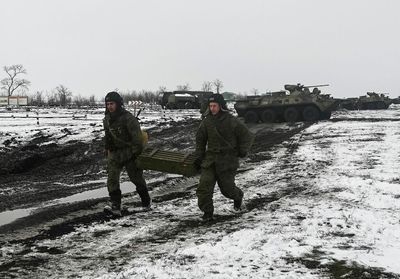 Latest Ukraine updates: Kyiv urges Russia to pull back troops