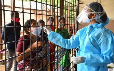 Telangana logs less than 2,500 new COVID cases as testing dips