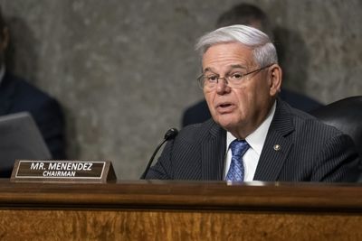 Top US senators say close to 'crushing' sanctions bill on Russia