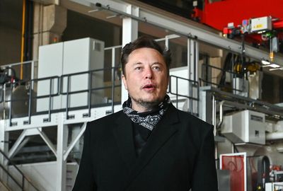 Is Elon Musk trying to get in your head?