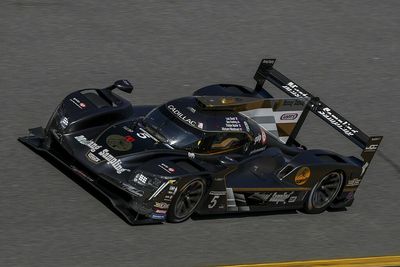 Daytona 24H: Four-car Cadillac vs Acura battle heats up for final stretch