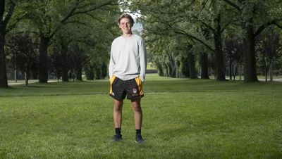 'Done with virtual learning': ACT's uni students embrace return to campus