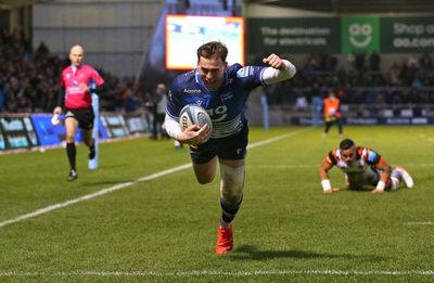 Sale stun Leicester as Premiership leaders suffer second straight defeat