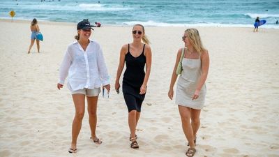 As 'fortress Australia' opens after two years of COVID-19 border closures, will backpackers and tourists come back?
